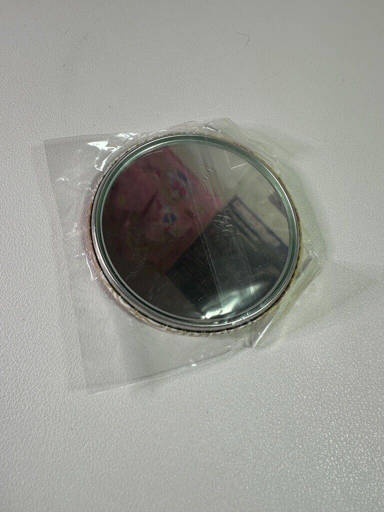 Yuri!!! On Ice Yuri Plisetsky Ooedo Onsen 3” Can Mirror Bonus Item