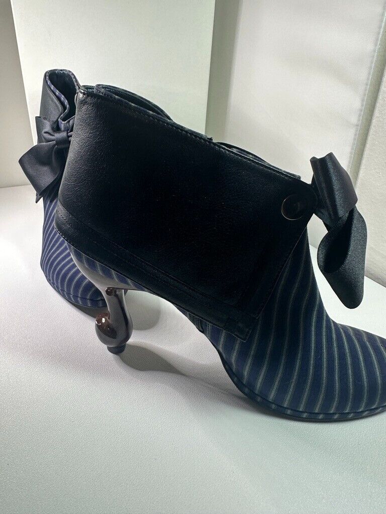 Black Butler Super Groupies Collaboration Short Boot Heel Size 7.5 New
