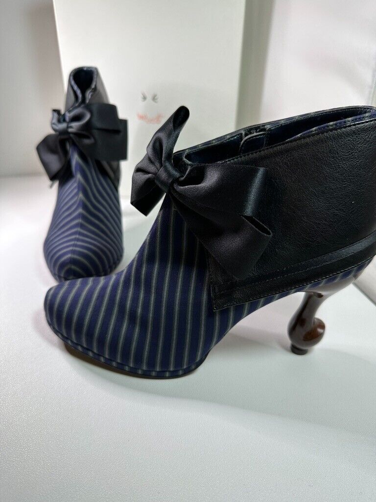Black Butler Super Groupies Collaboration Short Boot Heel Size 7.5 New