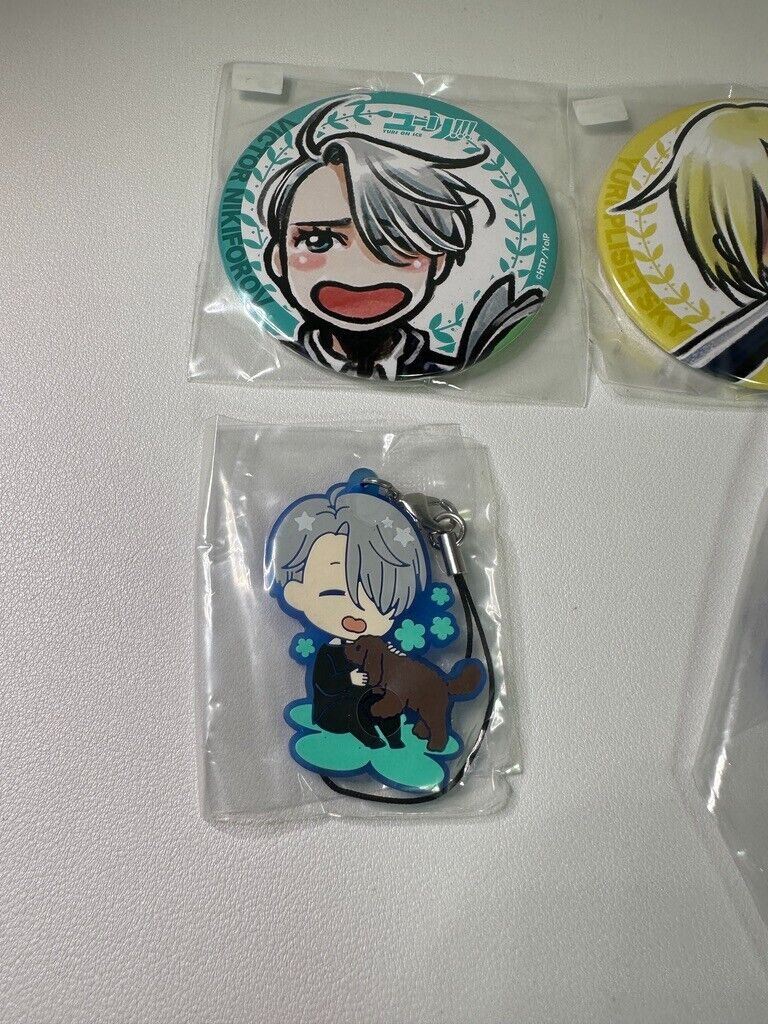 Yuri on Ice!!! Can Badge Rubber Charm Set Victor Nikiforov Yuri Plisetsky New