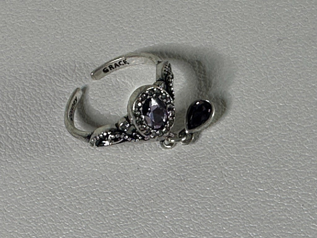 PREOWNED Twisted Wonderland Mayla Iconique Story Ring Octavinelle Azul Floyd