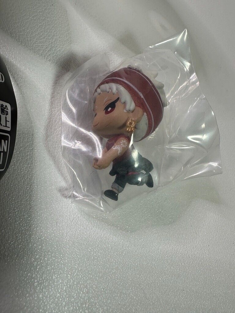 Twisted Wonderland Vol 1 Hugcot Gashapon Gym Scarabia Kalim AlAsim