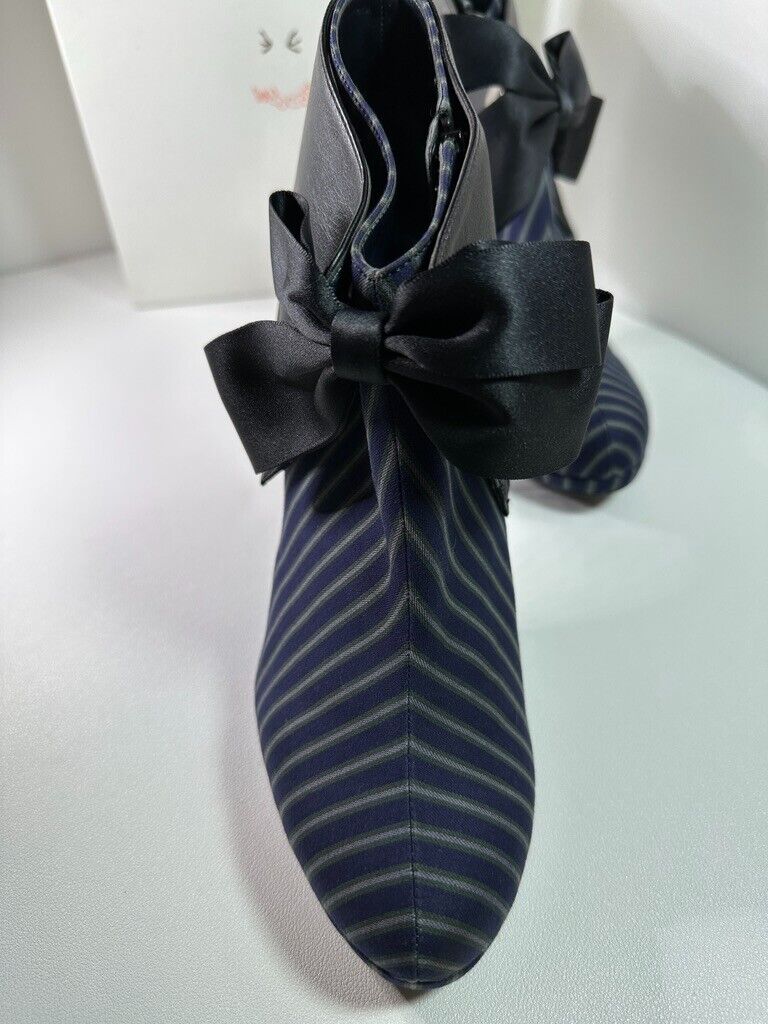 Black Butler Super Groupies Collaboration Short Boot Heel Size 7.5 New