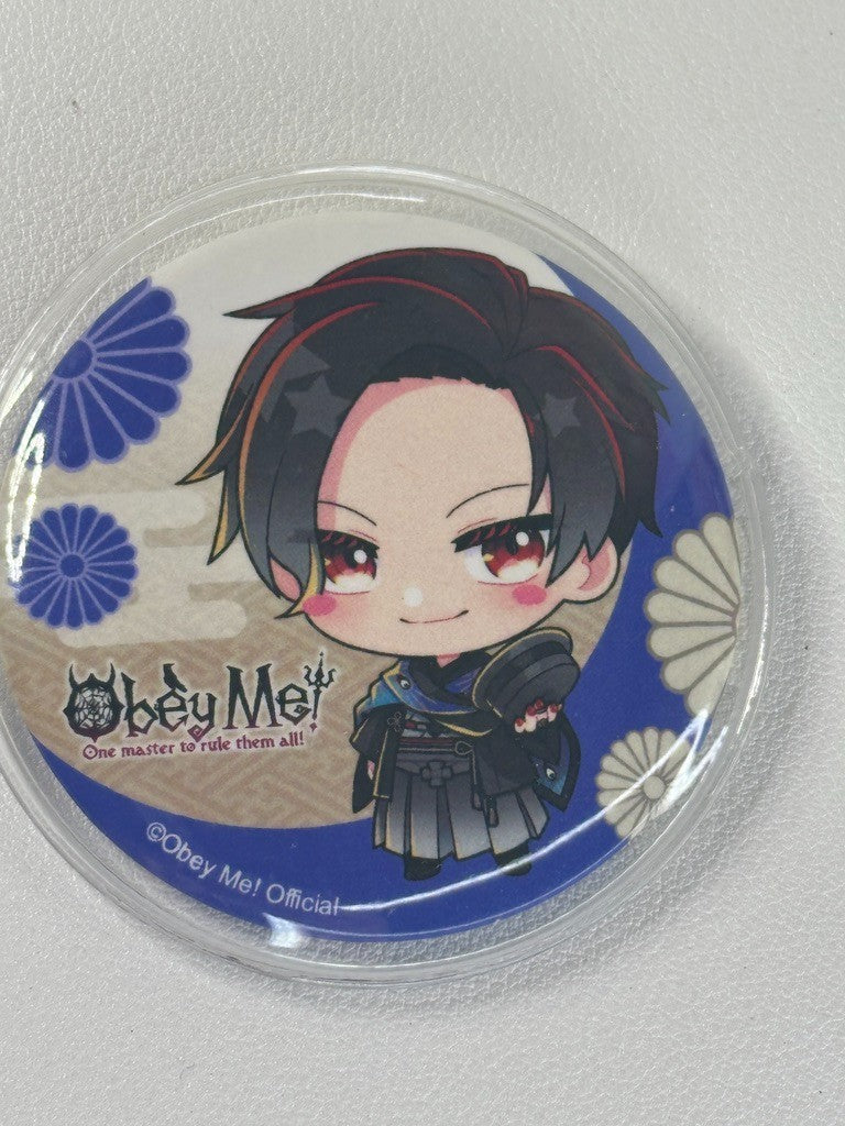 Obey Me! One Master to Rule Them all Maneki Neko Can Badge Lucifer Chibi