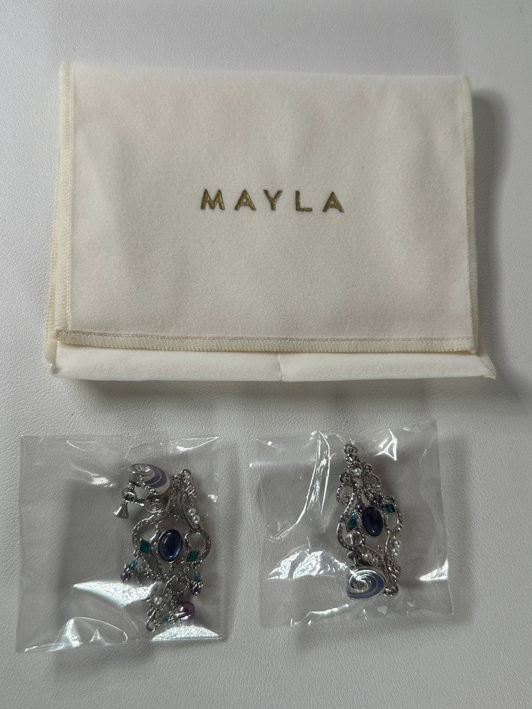Twisted Wonderland Mayla Emblem Iconique Dangle Earrings Octavinelle Azul Floyd