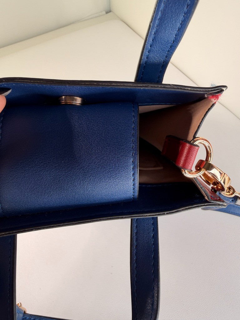 PREOWNED Twisted Wonderlandy Faux Leather Shoulder Bag Pomefiore Vil Epel Rook
