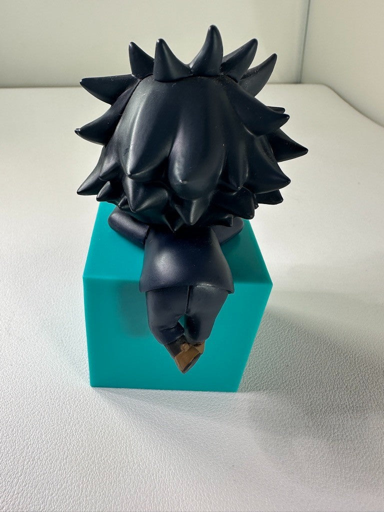 PREOWNED Jujutsu Kaisen  Megumi Fushiguro Hikkake Figure FuRyu