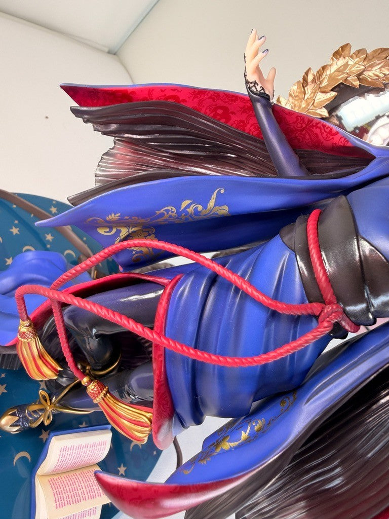 PREOWNED Twisted Wonderland Pomefiore Vil Schoenheit 1/8 Figure Aniplex