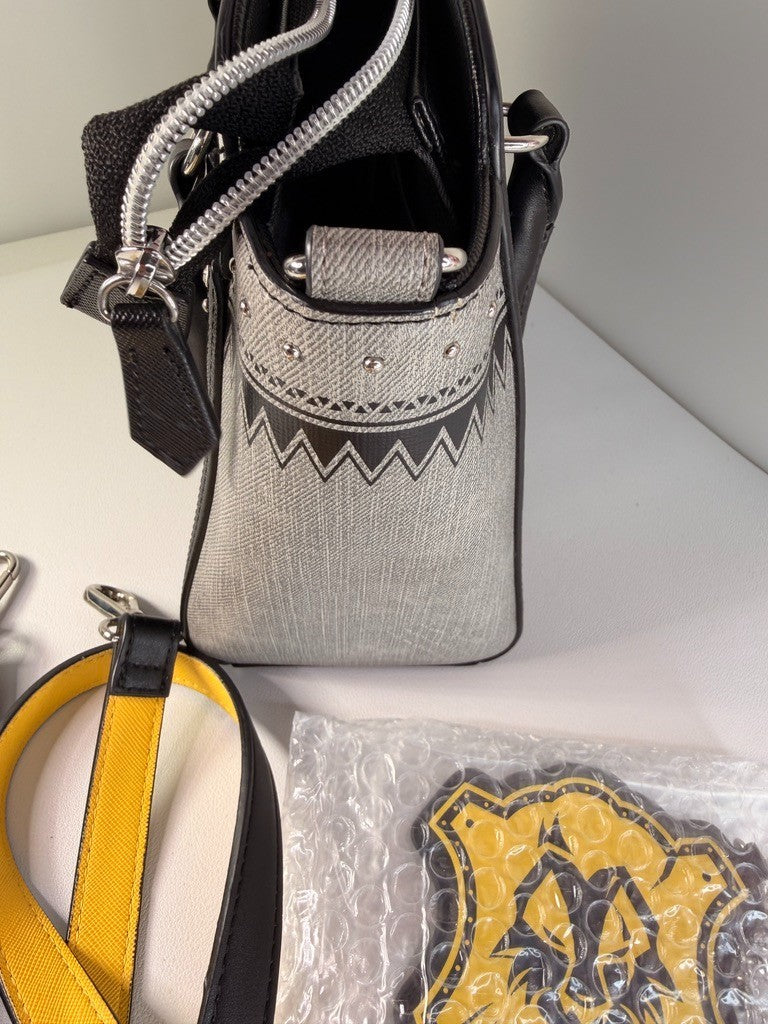 Twisted Wonderland Samantha Thavasa &chouette Shoulder Bag Purse Savanaclaw