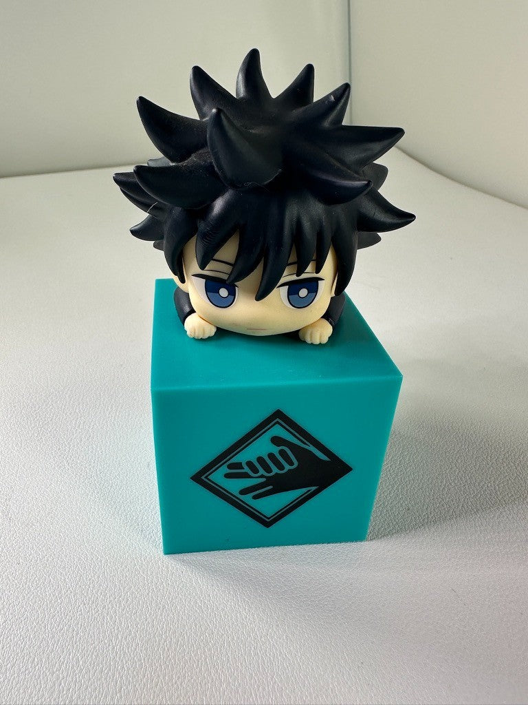 PREOWNED Jujutsu Kaisen  Megumi Fushiguro Hikkake Figure FuRyu