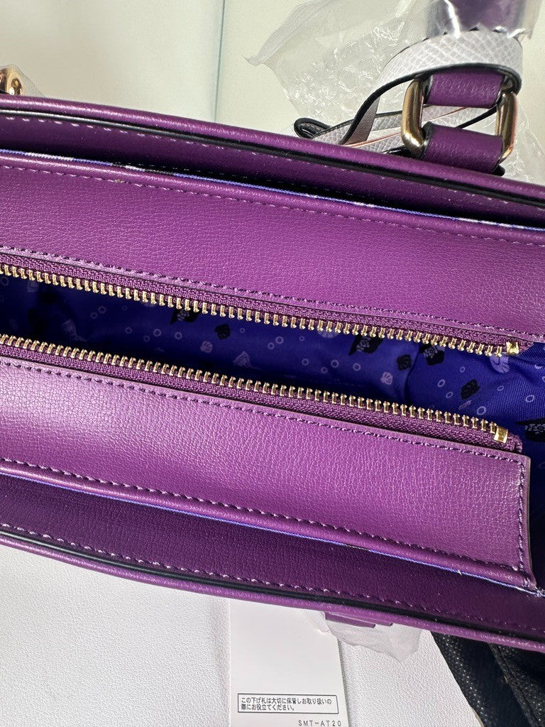 Twisted Wonderland Samantha Thavasa Shoulder Bag With Charms Octavinelle Azul