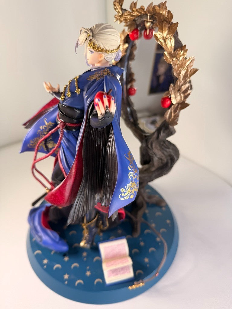 PREOWNED Twisted Wonderland Pomefiore Vil Schoenheit 1/8 Figure Aniplex