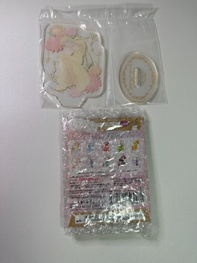 Sailor Moon Eternal Ichiban Kuji Princess Venus Acrylic Stand Minako Aino
