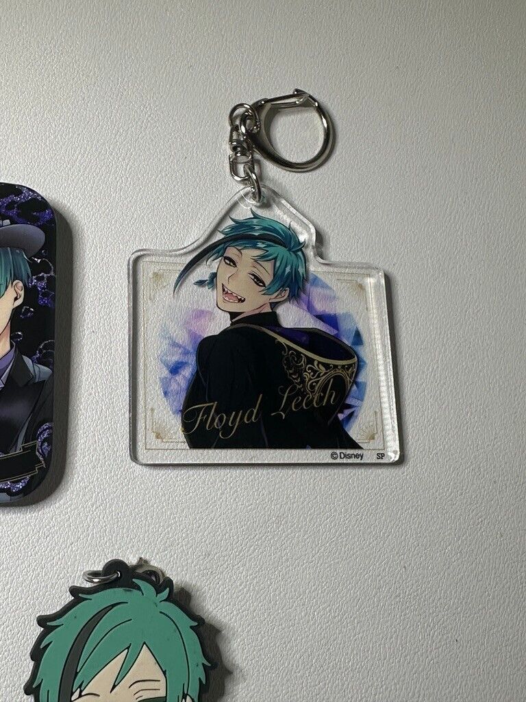 Twisted Wonderland Octavinelle Floyd Leech Acrylic Charm Can Badge Set