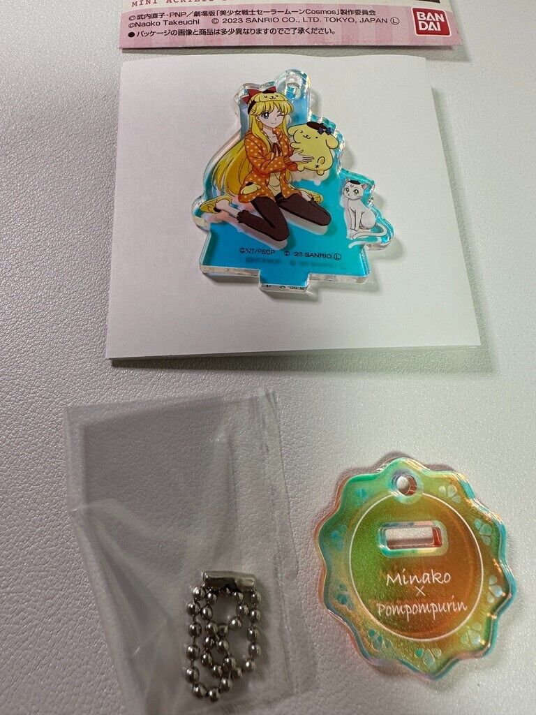 Sailor Moon x Sanrio Cosmos Venus PomPomPurrin Acrylic Keychain Stand