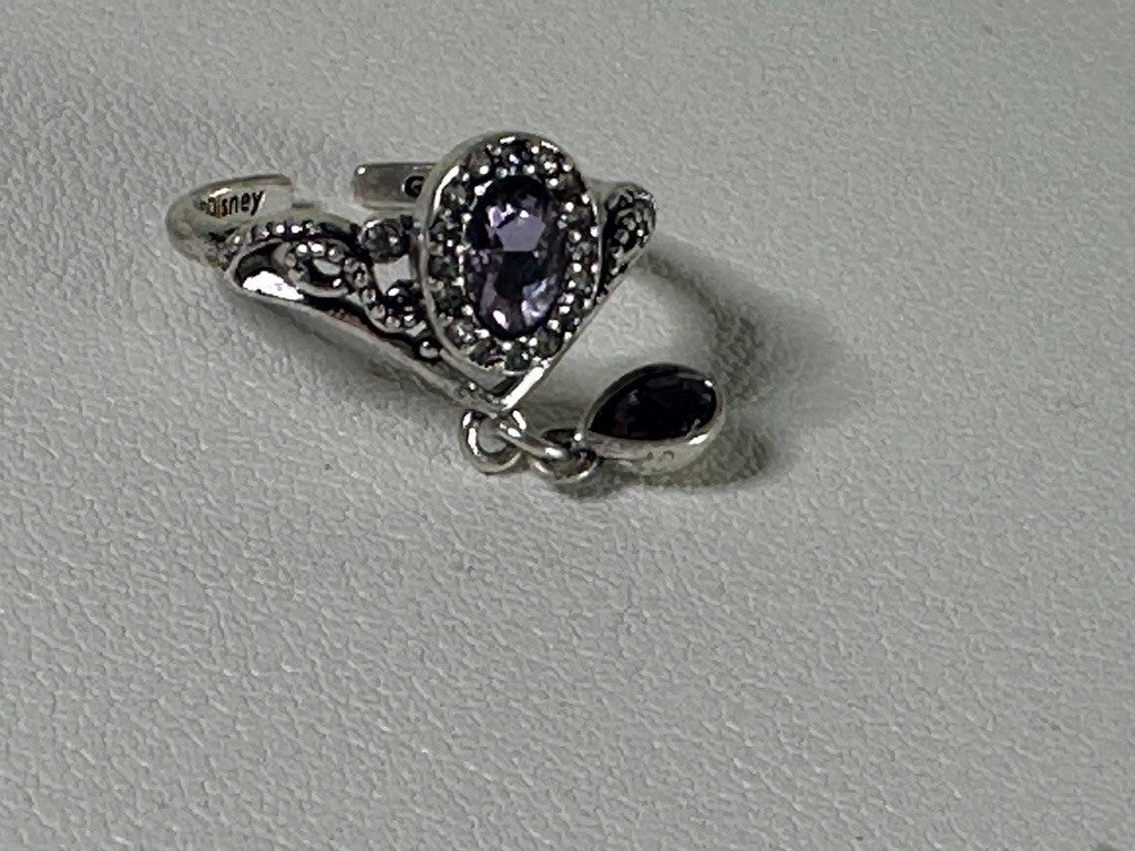 PREOWNED Twisted Wonderland Mayla Iconique Story Ring Octavinelle Azul Floyd