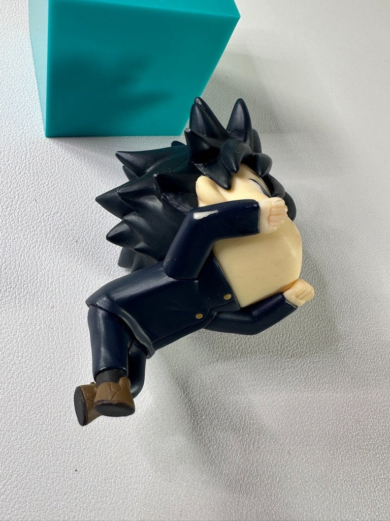 PREOWNED Jujutsu Kaisen  Megumi Fushiguro Hikkake Figure FuRyu