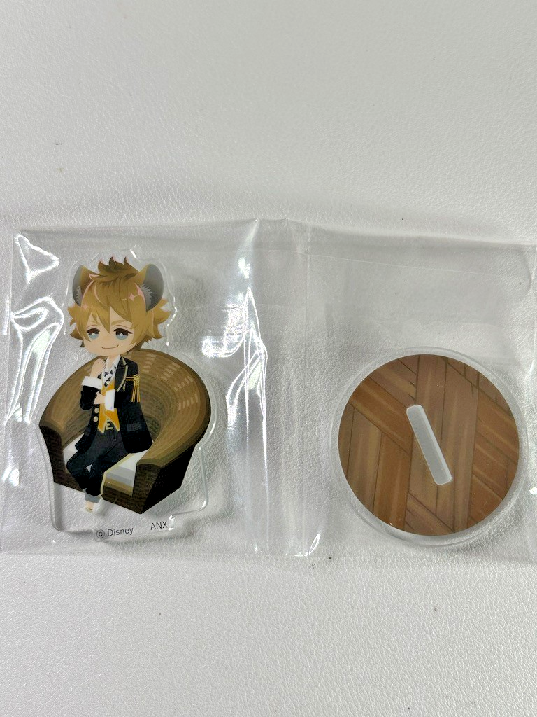 Twisted Wonderland Room Ver Acrylic Stand Savanaclaw Ruggie Bucchi
